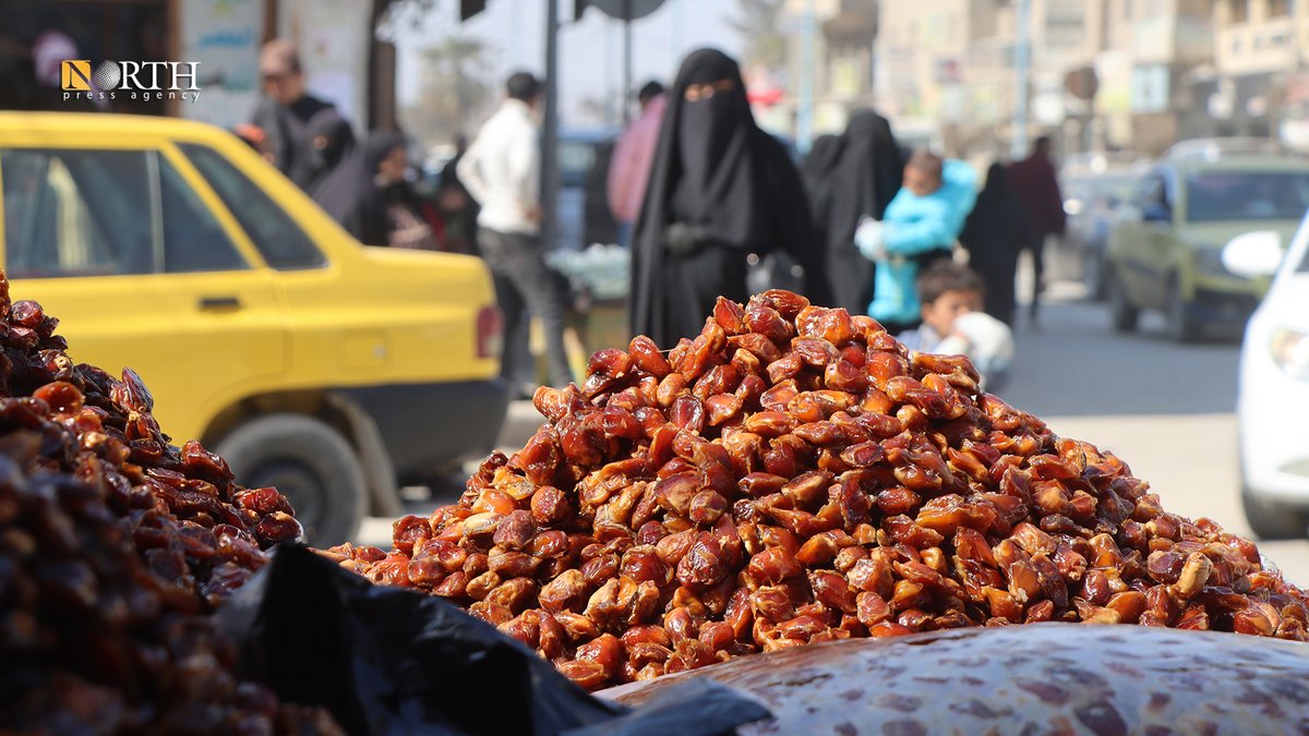 #بەوێنە
بازاڕەکانی شاری رەقە لە مانگی رەمەزانی پیرۆزدا
#نۆرس_پرێس