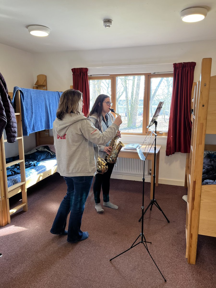 K&M Scout&Guide Band tweet media