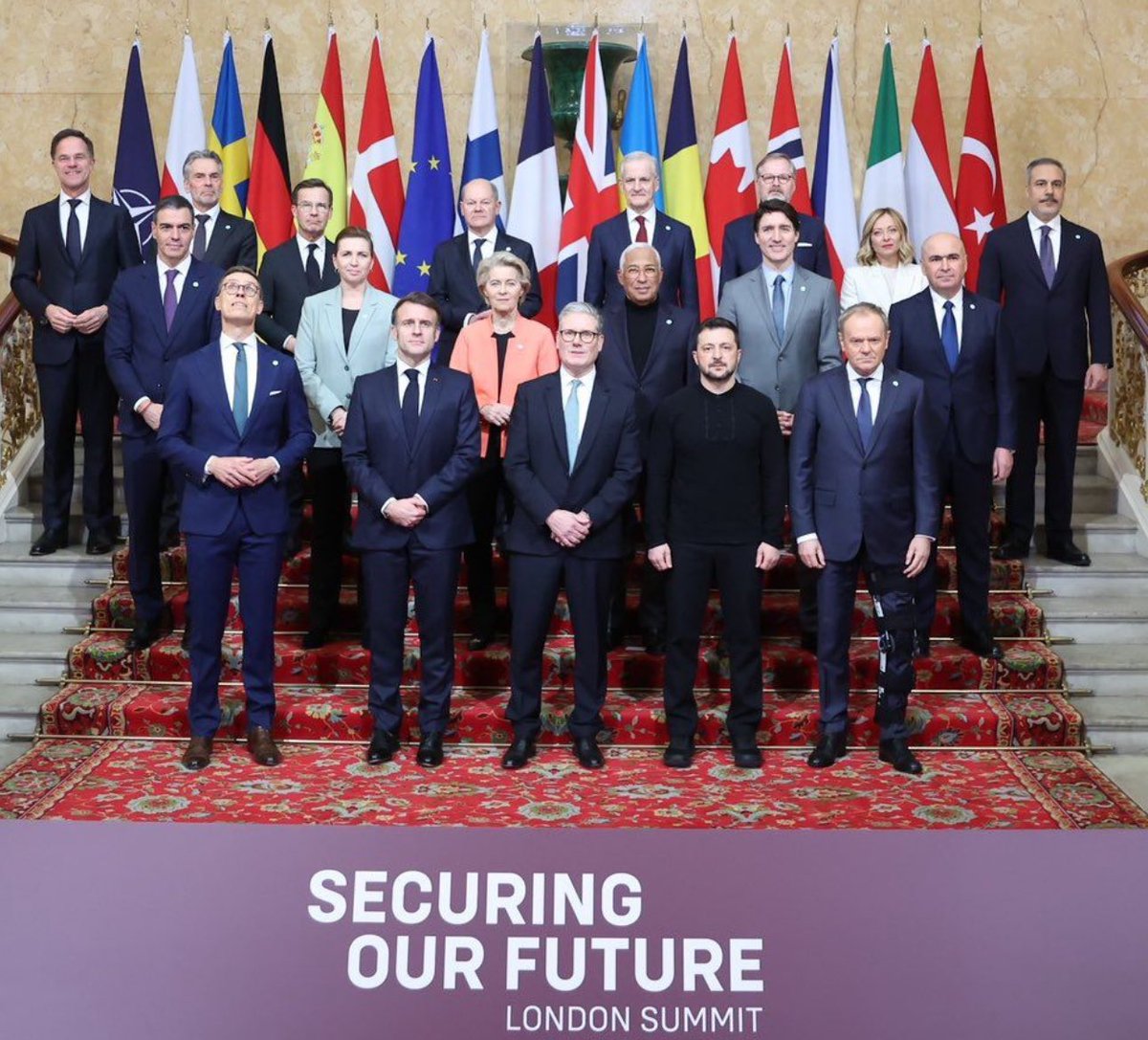 BREAKING:

13 PMs, 2 presidents attending today’s 🇺🇦 emergency summit in London:

🇬🇧 Starmer
🇺🇦 Zelensky
🇫🇷 Macron
🇩🇪 Scholz
🇮🇹 Meloni
🇵🇱 Tusk
🇨🇦 Trudeau
🇪🇸 Sánchez
🇩🇰 Frederiksen
🇳🇴 Støre
🇫🇮 Stubb
🇸🇪 Kristersson
🇳🇱 Schoof
🇨🇿 Fiala
🇷🇴 Bolojan
🇹🇷 Fidan
🇪🇺 VdL
🇪🇺 Costa
NATO’s Rutte