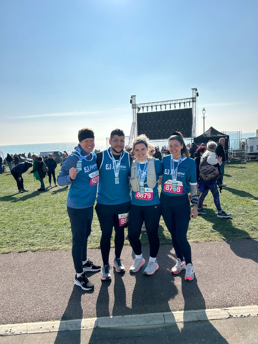 rogers_le's tweet photo. @JigsawSouthEast Brighton half marathon. We did it! Amazing support, thank you Sally! https://t.co/Myut3Von5V