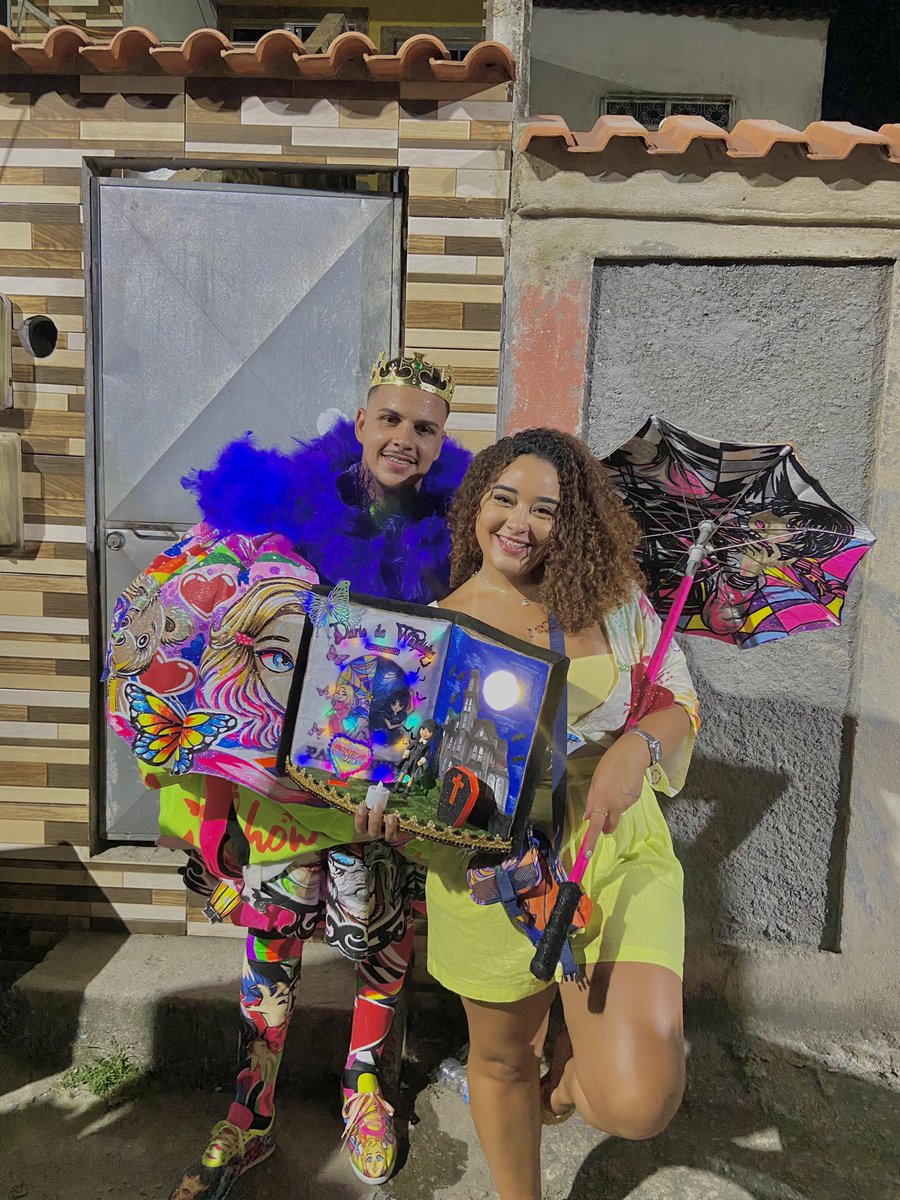 lupatinadora0's tweet photo. Eu: não vou eu tenho pavor de bate bola 
Ele: vai sim 😌

Não teve jeito me rendi 🥰🅿️ https://t.co/rrl4TMJWAR