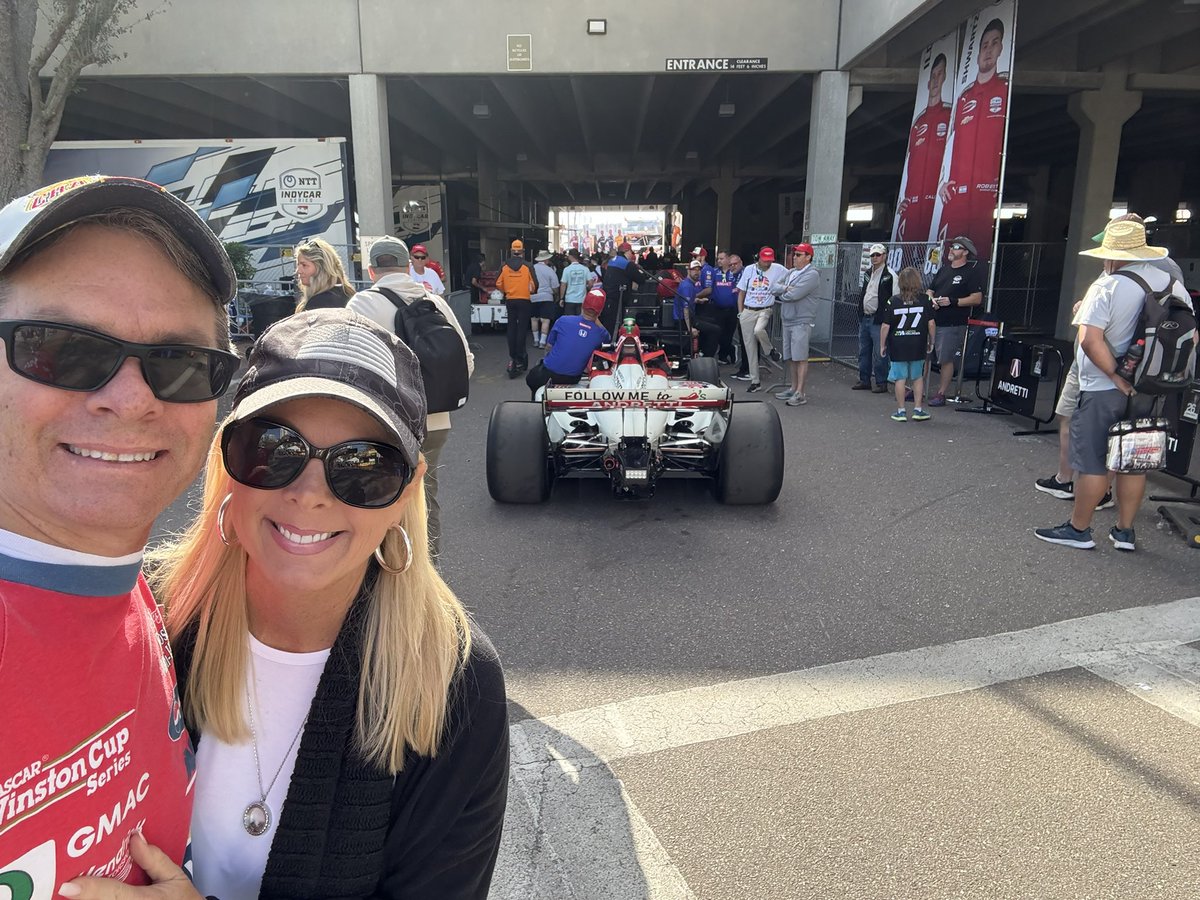 DannyWBennett's tweet image. On Saturday we got to meet Alex Palou! Little did we know that he would win today! Congratulations Alex! #StPeteRaces #AlexPalou #IndyCarSeries #DHL