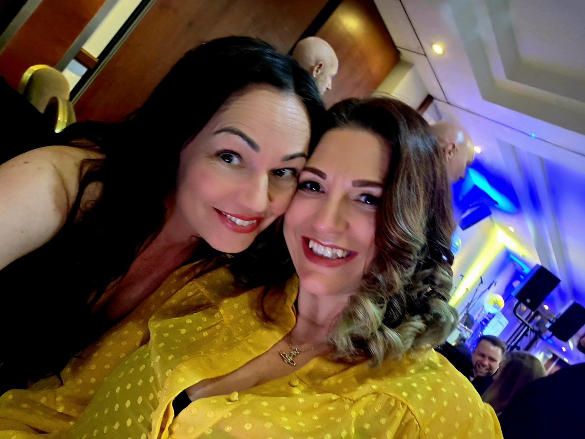 Out wi mi bird 💙💙💙🍻 <a href="/netty0779/">Annette</a>