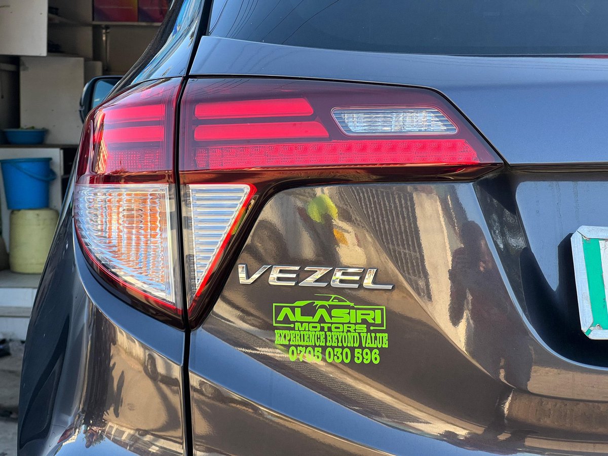 Why You Should Check the Battery Health Before Buying a Hybrid Car

Before purchasing a hybrid car, it’s crucial to check the health of the battery. A simple yet effective method is to test how the vehicle’s power transitions between the battery and the engine.

First, take the
