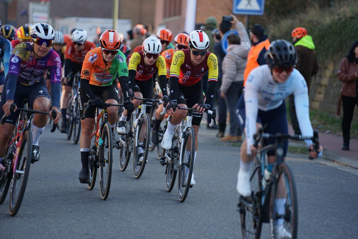 Team Cofidis (@teamcofidis) on Twitter photo 10eme place pour <a href="/velopipoire/">Victoire Berteau</a> sur ce omloop Van Het Hageland . <a href="/valfortin24/">Val</a> termine elle autour de la 15eme place 10eme place pour <a href="/velopipoire/">Victoire Berteau</a> sur ce omloop Van Het Hageland . <a href="/valfortin24/">Val</a> termine elle autour de la 15eme place