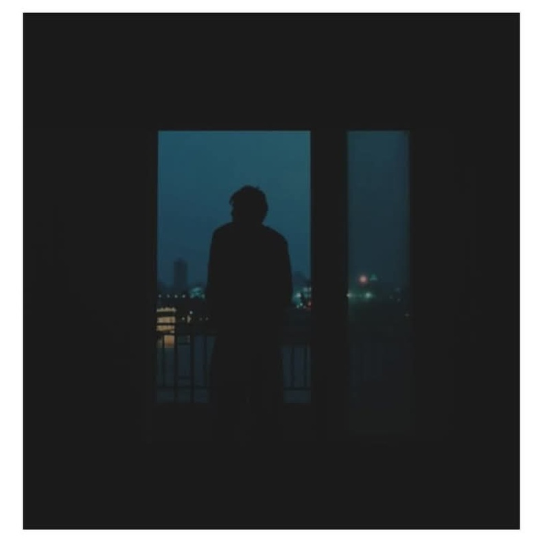 ایسا کیوں کہ جانے سے صرف ایک اِنساں کے 
 ساری زندگانی ہی، بے ثبات ہو جائے

~ پروین شاکر
#اردو_زبان