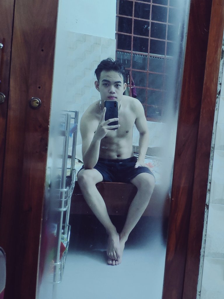 Hung49468652's tweet photo. Chúc ngủ ngon 😴 https://t.co/LdwrNgjgel