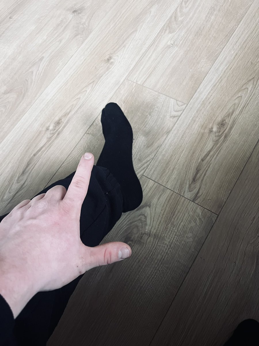CASH_MasterMarc's tweet image. Antreten zur sonntags melkung 🦶‼️

#zahlsklave #zahlfotze #zahlsau #geldsklave #cashmaster #cashgod #geldherr #erniedrigung #findom #anydeskfindom