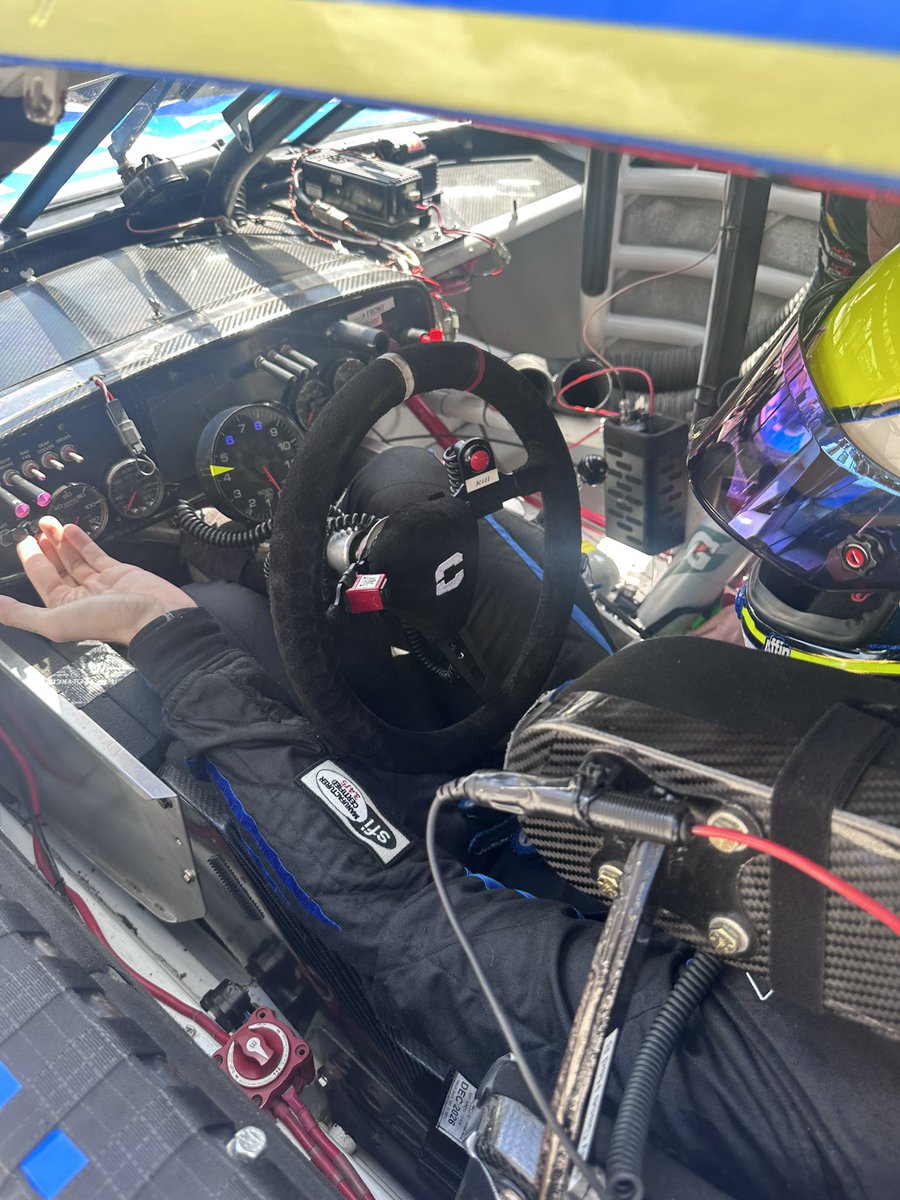 collinomotors's tweet photo. Nascar approved! El equipo técnico y de seguridad de Nascar aprobó el uso de volantes Collino en sus categorías. 🇦🇷

Nascar approved! The Nascar technical team allowed us to use the Collino steering wheels on all series. 🇺🇸

#nascar #nascarxfinity #collino #cota #baltaleguizamon https://t.co/SY5XCvgGP2