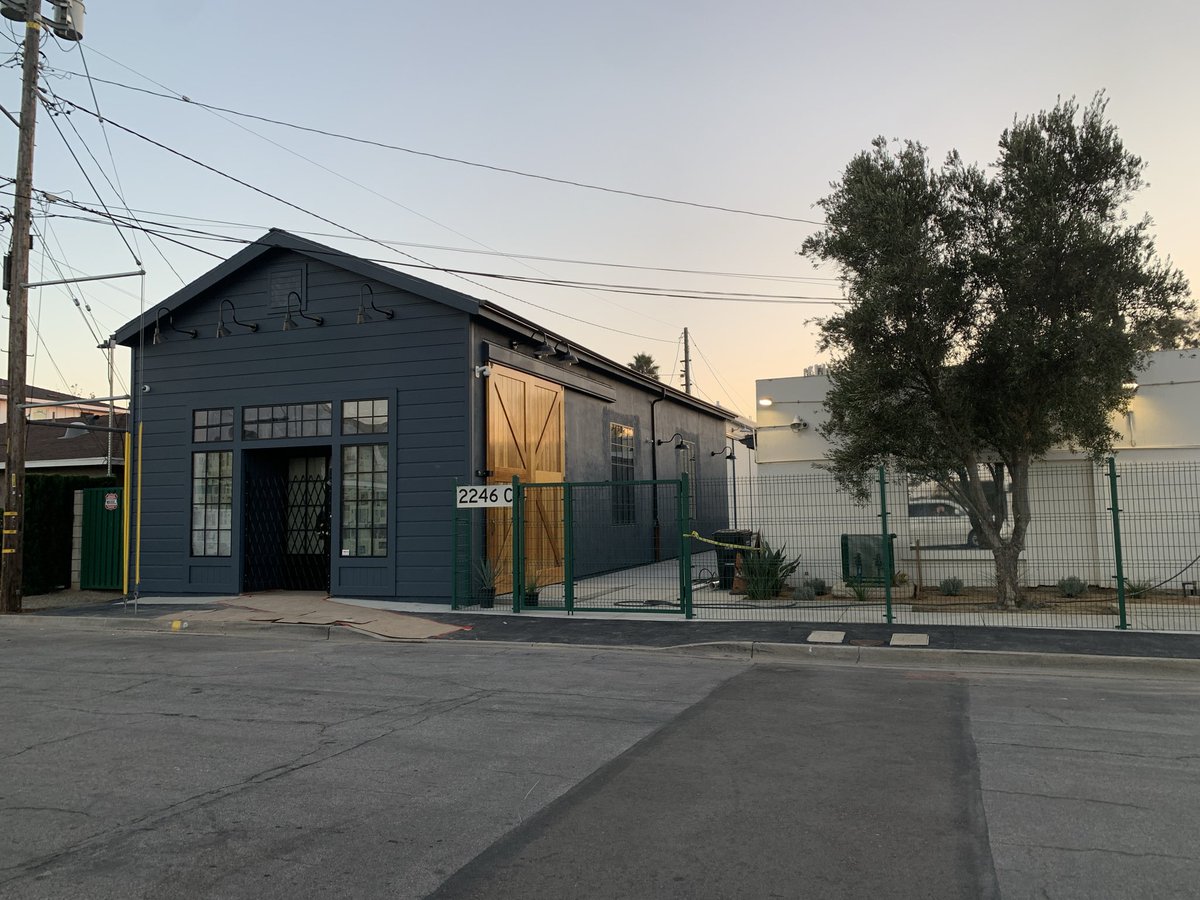 pathfinder17m's tweet image. honestly crazy to think how far we have come in the past 3 years transforming this historic feed barn into a restaurant. This place will be the vibe for summer 2025. Find us on IG.
