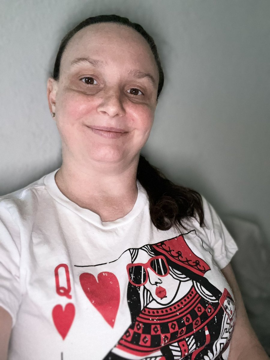 #sundayfunday #queenofhearts 
#FloridaGirl 
#followme