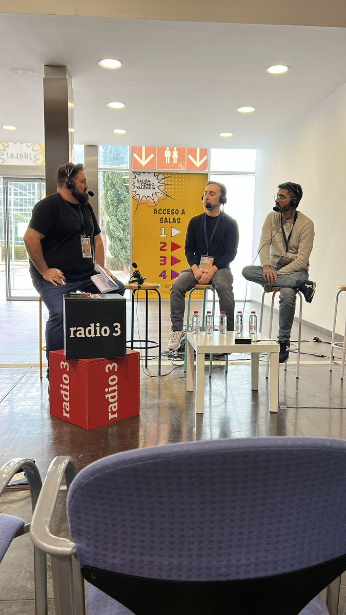 🚨 Disponible el #podcast del 2⃣ <a href="/SalonComicVlc/">Salón del Cómic y del Manga de Valencia</a> 

➡️ <a href="/Saliendodemi/">Fidel De Tovar</a> y <a href="/senseidani/">SENSEIDANI 🦊 COMMISSIONS OPEN 🎨</a> nos hablan de "Mangakas de aquí"🎎

➡️ Sara Gimeno de <a href="/UNRWAes/">UNRWA.es</a> y la ruta de arte urbano en pro Palestina 🇵🇸

➡️ Balance con <a href="/alvaropons/">Álvaro Pons</a> 

➡️ Cosplay con Otherside 👺

🔗 rtve.es/a/16472892/