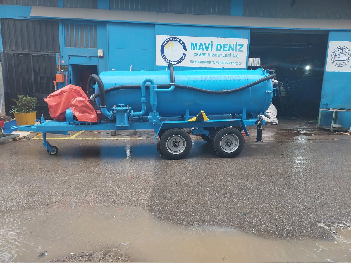 MaviDenizAS1's tweet photo. Mavi Vac and Mini Vac Trailer Mounted Vacuum Machines 3 pcs exported to Tanzania and Libya Oil Refineries. 

The system collects oil, sludge, mud, hydrocarbons, dirty water, coal, cement, garbage, solid, trash, etc. in the land or water. https://t.co/SsfZEDUfPA
