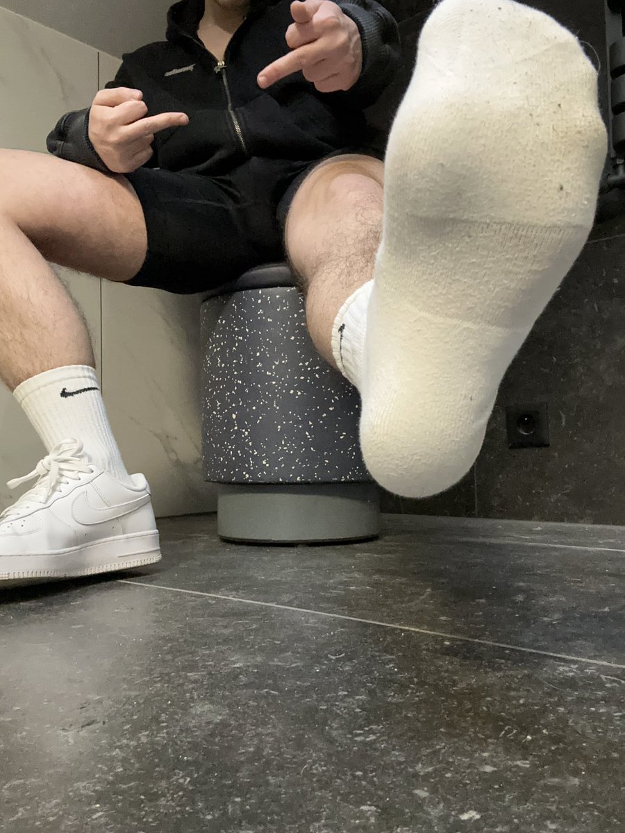 YourMasterPLENG's tweet photo. Upodlanie ciot priv wiesz gdzie się zgłaszać kundlu, klękaj koło stopy i dawaj kasę
Zgłaszaj się na tresure z blik w DM
🔁RT po więcej
💸Get in my DM and start paying
#sneakmaster #cashslave #whitesocks #paypig #airforcemaster https://t.co/lN5sqRsjsf