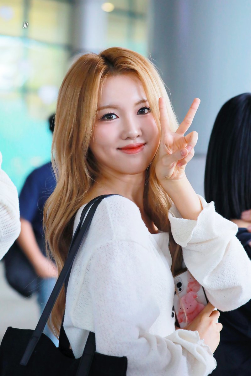 iulvthreezero's tweet image. 240628 240728 
#트라이비 #TRI_BE 
#지아 #Jia