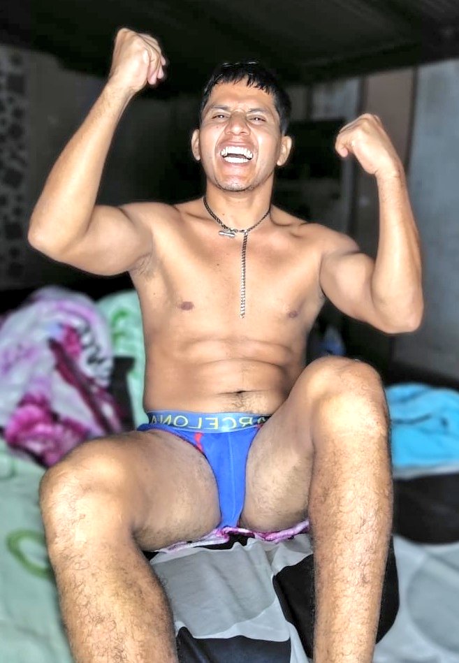 vergonjefXX's tweet photo. Si quieren conocerlo sigan a mi amigo @Jhann79452837 recomendado 100 %, después de tiempo esta retornando a X tiene muy rico cuerpo y buen contenido x subir, a darle con todo amigo😉👍👏👏👏.
También cuenta con canal te Telegram a precio accesible, cual información x DM. https://t.co/4k3kMh6Oy6