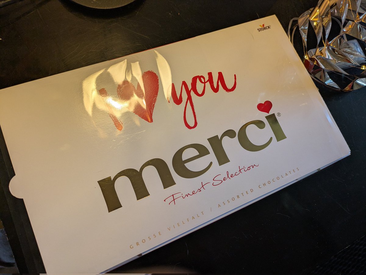 Nog een heel lief cadeautje van <a href="/NlPjotr/">Peppi en Kokki (in voorheen Pjotr's huis)</a>  gekregen 🥹 zo erg lief..