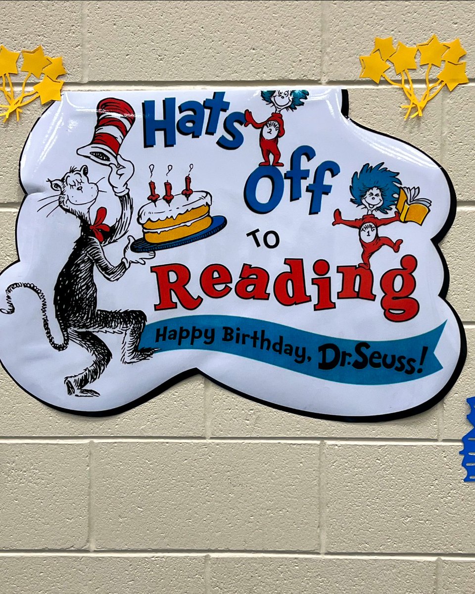 MississippiDOT's tweet image. 📚 MDOT isn’t just about building roads—we’re all about building brighter futures too! 🧒

In honor of #ReadAcrossAmericaDay, MDOT employees like Public Information Officer @MDOT_DKenney recently visited local classrooms to share their love of reading. Way to represent, David! 🙌