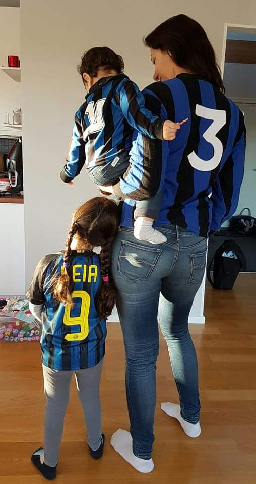 BabilonaK's tweet photo. Ho fatto una cosa, combinando i miei amori. Ciao @Inter 🖤💙 https://t.co/jdzTZb4Fr2