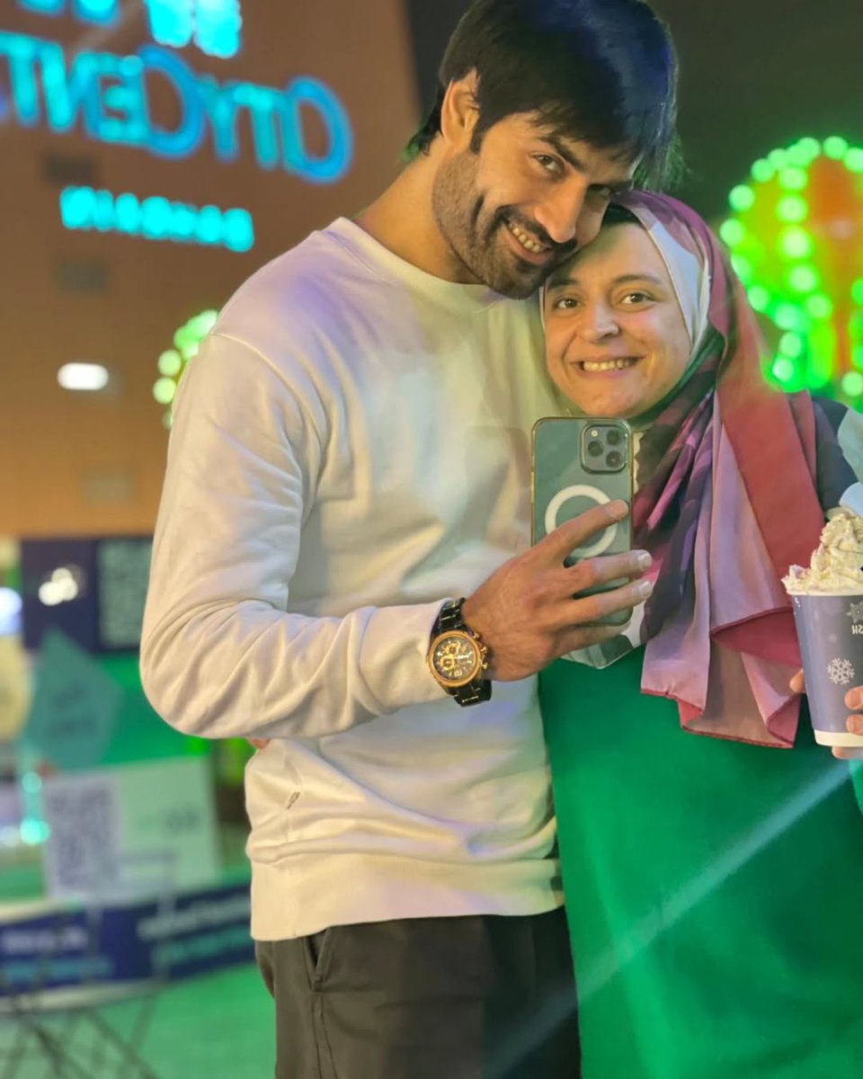 Vivuuuuu💗
Bhaabi♥️

EVIL EYESSSS OFFFF 🧿

#VivianDsena