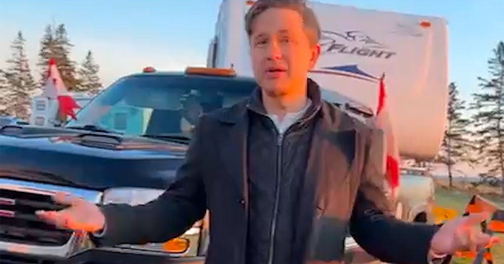 JasonOnTheDrums's tweet image. #cndpoli #canpoli

This guy spent 3-years and millions of our dollars touring around telling us how “Canada is broken”.

Now as his support collapses he’s telling us “Canada is first”?

I’ll NEVER trust @PierrePoilievre.

Canada’s biggest traitor.