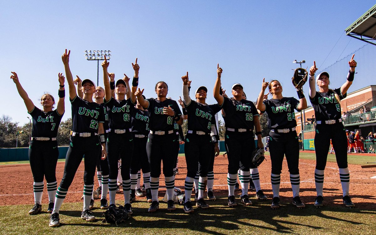 Y'all know the words 🗣️

#GMG 🟢🦅