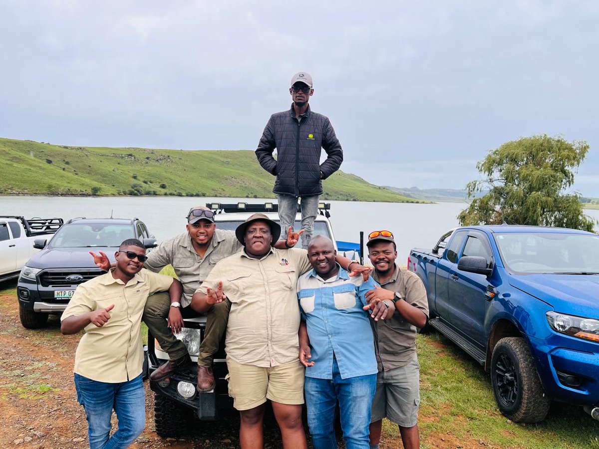 MMavusoo's tweet image. After hard work and sweating as young farmers, we decided to meet and greet
#Kasongo
#MCV