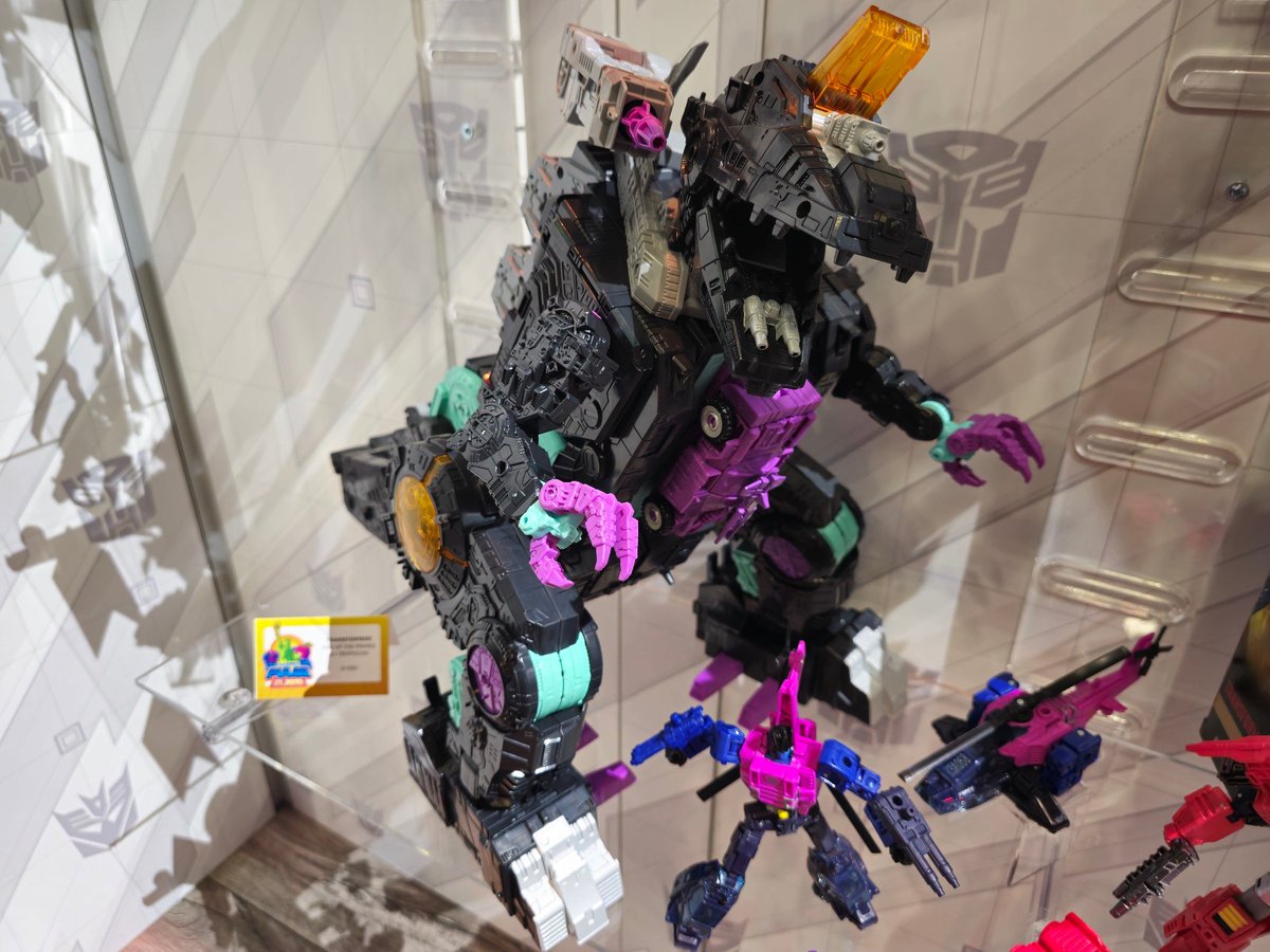 TFU.INFO (Retro Carded) (@tfu_info) on Twitter photo Didn't get many shots of Trypticon but the new colors look great!
Field Correspondent <a href="/LogosMinor/">Miguel@Home</a> has to find room for what'll be his *3rd* version of this toy. #NYToyFair #Transformers Didn't get many shots of Trypticon but the new colors look great!
Field Correspondent <a href="/LogosMinor/">Miguel@Home</a> has to find room for what'll be his *3rd* version of this toy. #NYToyFair #Transformers
