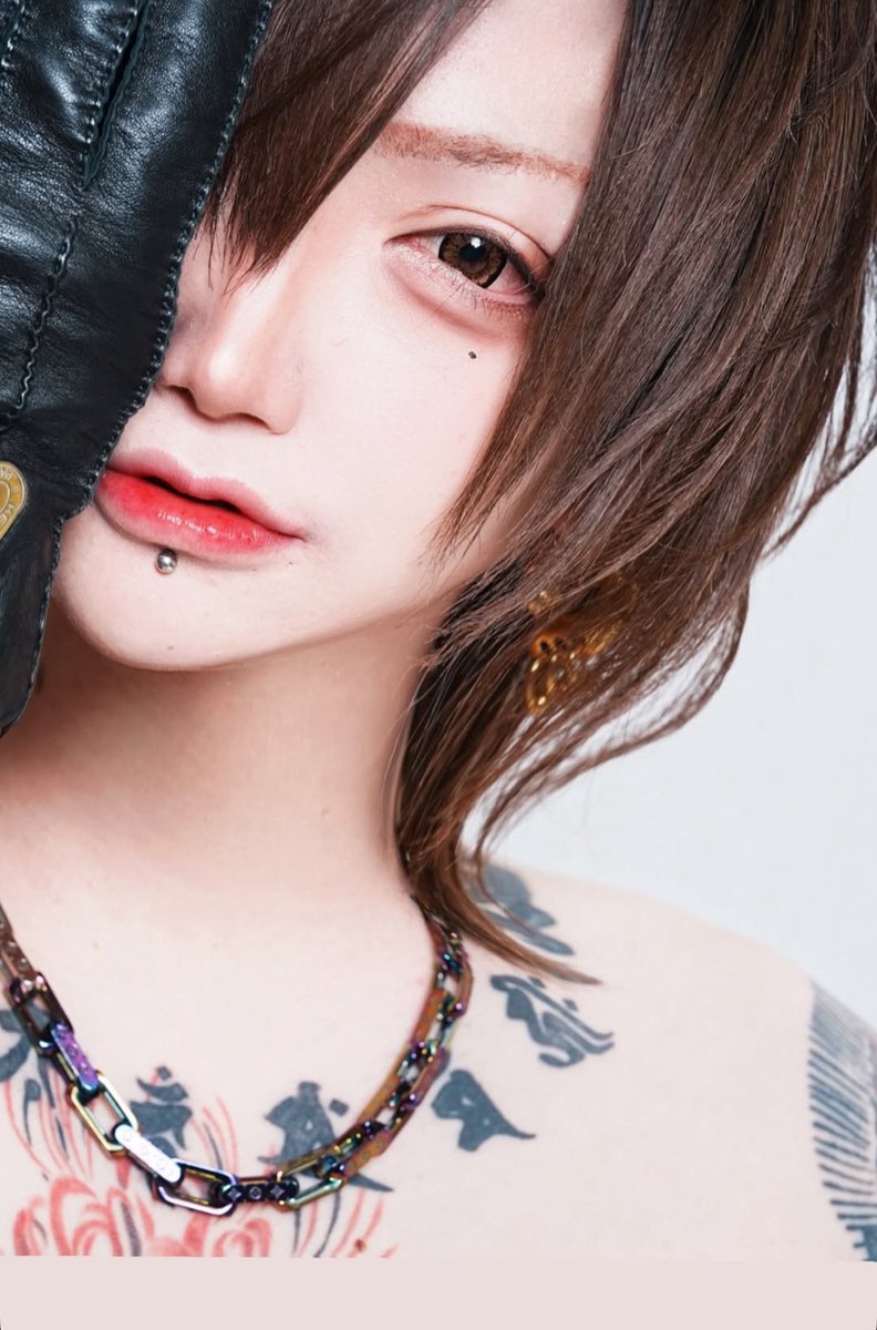 推し<a href="/NoraOne_cocoa/">ここたんおすし</a> わたしの知る中で一番かっこいいかわいい日本でいちばん尊いホストさんです。北海道は遠いけど必ず会いに行きます。ほんとうに今すぐはやく会いたいくらい大好き…ᐪ ᐪ ♡