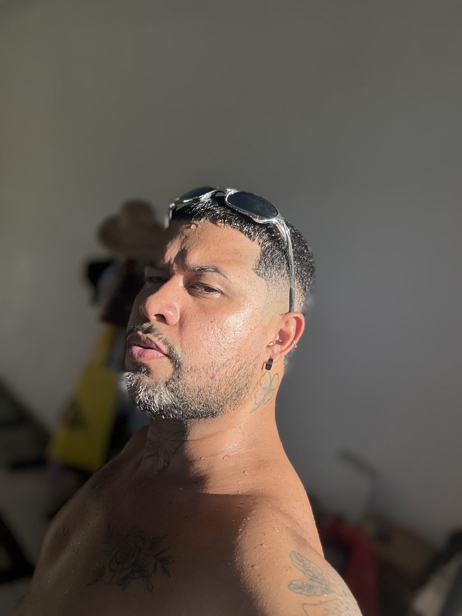 srtholiveira30's tweet photo. Acelera, tu não é o brabo ?🎶🎶 https://t.co/3YYVq6vpUW