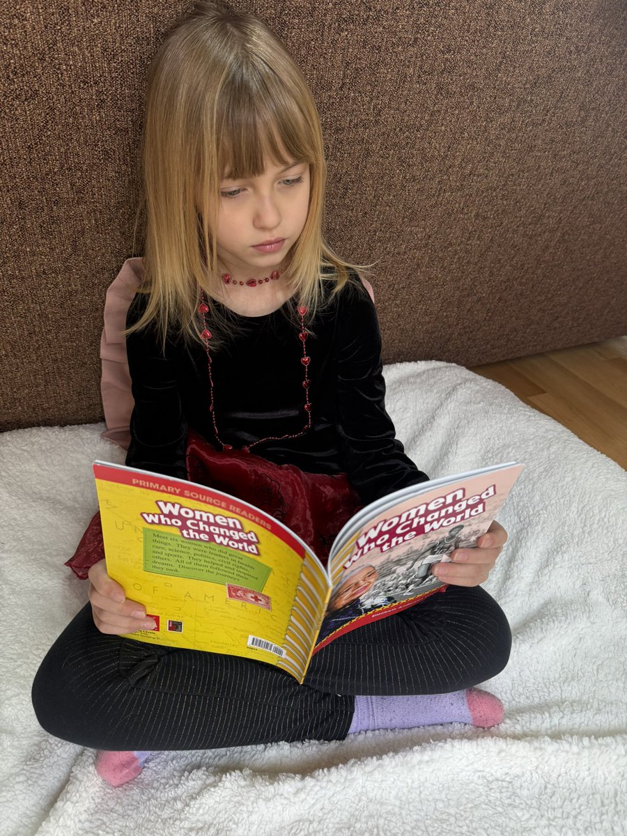 Laura Cummings (@cummingsl) on Twitter photo Lots of favorite places to read! Here are two good ones. <a href="/HayesHuskies/">HayesHuskies</a> #HuskiesRead #MarchIsReadingMonth Lots of favorite places to read! Here are two good ones. <a href="/HayesHuskies/">HayesHuskies</a> #HuskiesRead #MarchIsReadingMonth
