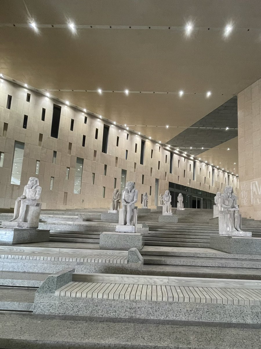 Visite avant ouverture officielle le 3 juillet, du fabuleux Grand Musée Égyptien au Caire #GEM <a href="/MuseumEgyptian/">GrandEgyptianMuseum</a> 
👉 great-artmag.com/grand-musee-eg…