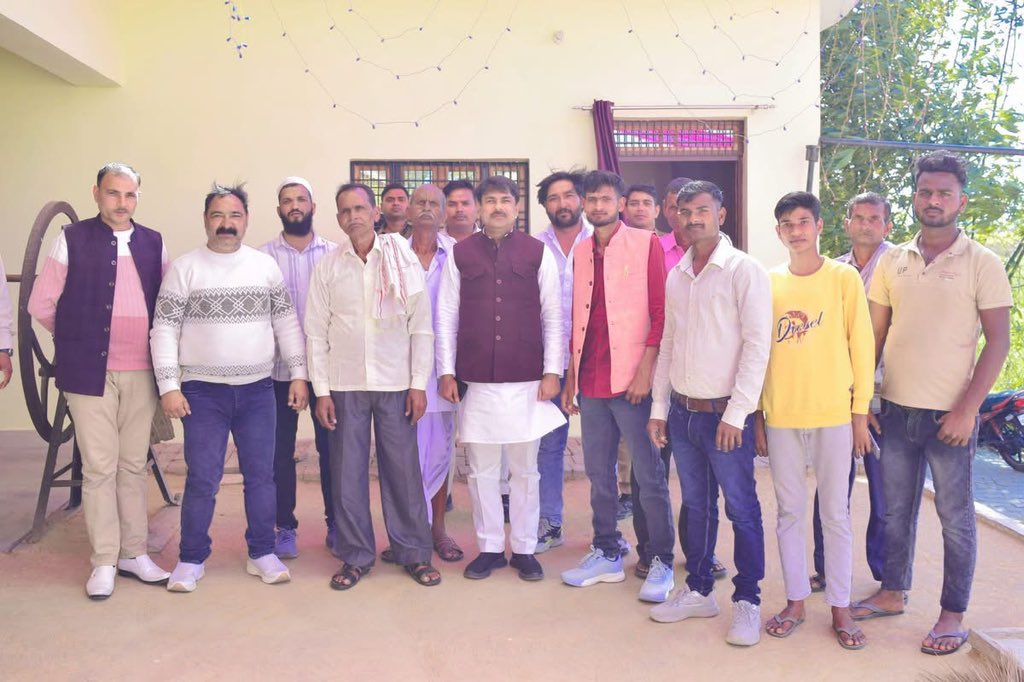विधानसभा क्षेत्र 
महोली,कस्ता,हरगांव, लखीमपुर