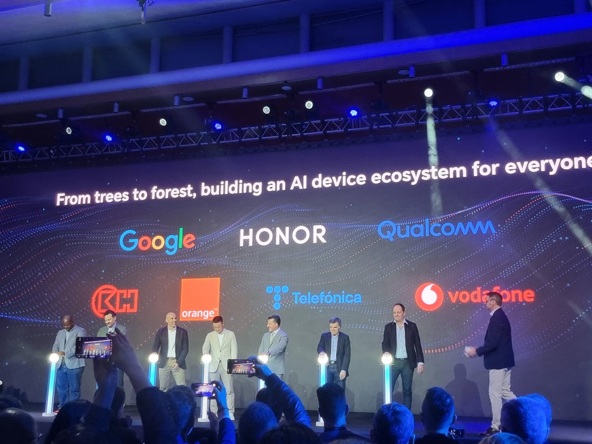 Honor announced its Honor Alpha Plan, a five-year investment plan of $10 billion, with a vision of building a strong AI device ecosystem through global partnerships like Google and Qualcomm.
#MWC25 #CounterpointAtMWC