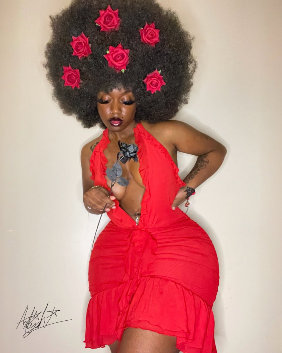 iTZKazuYAH's tweet image. My valentines pics🌹✨

#ValentinDay #Valentinesday2025