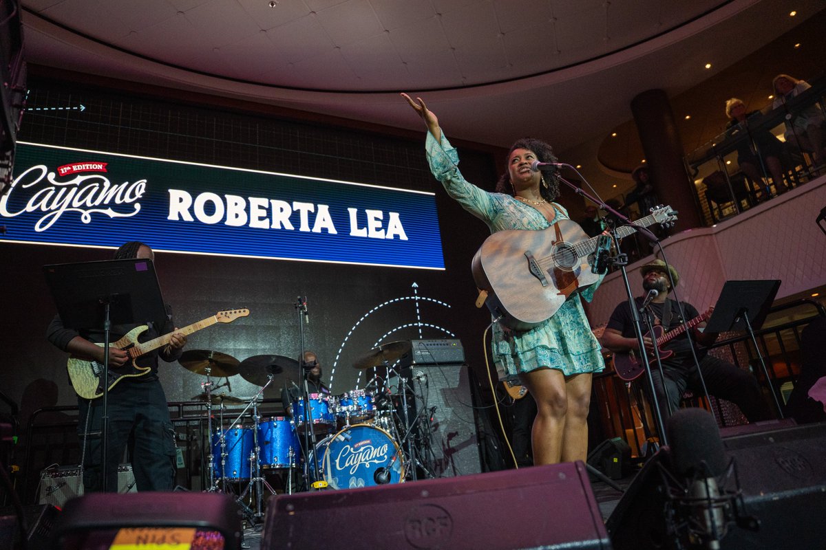 #Cayamo is strummin', pickin', and fiddlin' its way across the Caribbean!