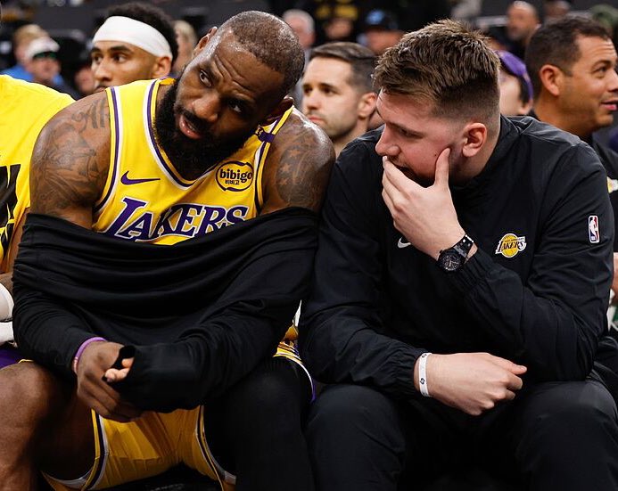 Klutch_23's tweet photo. The most underrated thing that Luka Dončić has done for the Lakers, which I have never seen before pertaining this particular case.

He’s making LeBron James better.

I’ve watched LeBron for a long time. I never saw LeBron get the open looks he gets now, opening up endless opportunities and allowing LeBron to save his energy and be the fulcrum of the Lakers defense.
