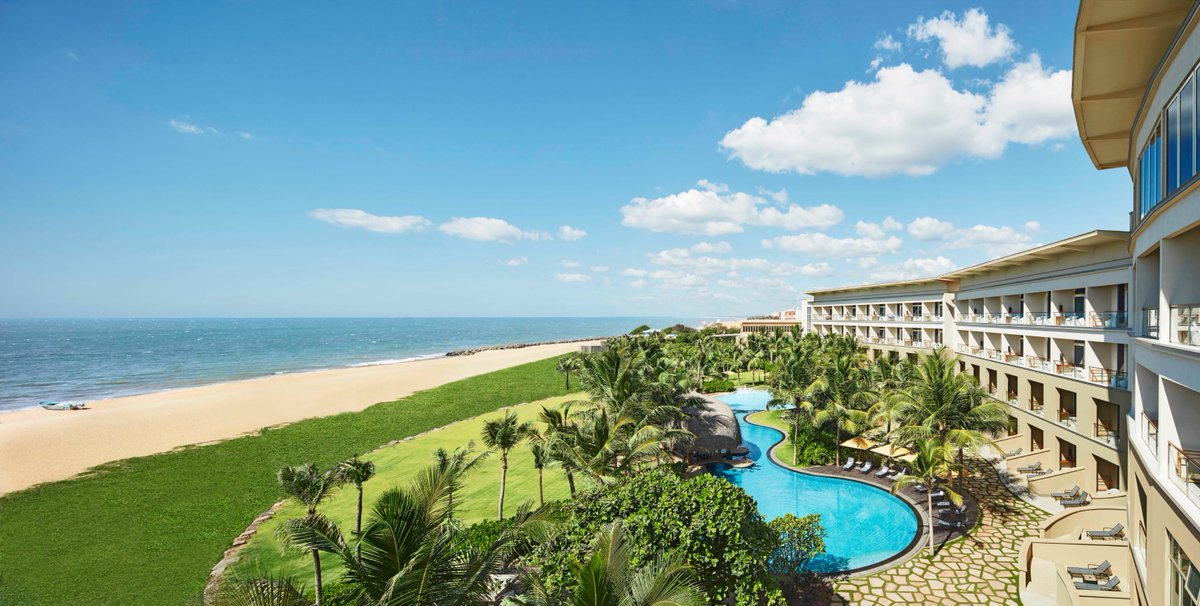 Bask in the glow of summer at Sentido Heritance Negombo where sun-kissed shores, rich culture, and tasty flavors await.

Read more at: heritancehotels.com/blog/sentido-h…

#SentidoHeritanceNegombo #IslandEscape