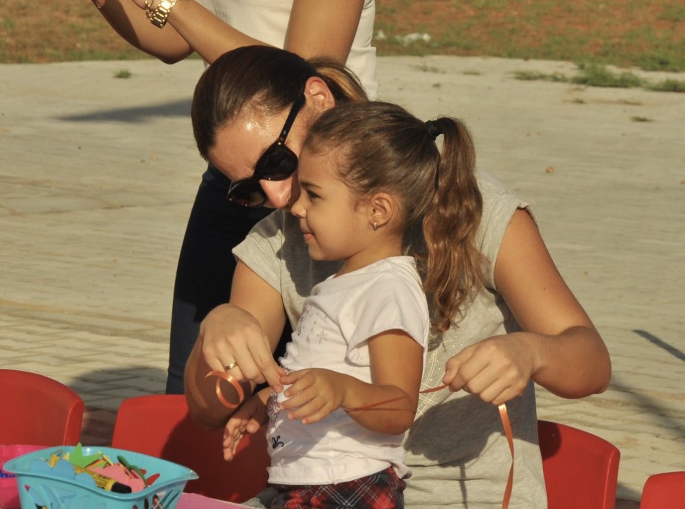 Anneler çocuklarına karşı yanlış yapanlara acımazlar. Çocukları söz konusuysa kendilerine de acımazlar. Kendini feda eden anne size ne yapmaz düşünün. Biz annelerden korkun, adalet yerini bulana kadar, olası kast gelene kadar durmak bize…
#isiasortakdavamız
#isiasolasıkast