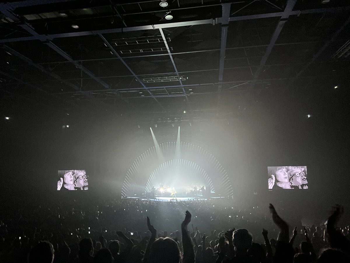 palaisnikaia's tweet photo. Est-ce que vous aussi, vous avez passรฉ une soirรฉe incroyable hier soir ๐ฅ ?
ICREM @Aubertofficiel ๐๐ป๐คฉ C'est toujours un tel plaisir !! โค๏ธ๐
#pafinitour #palaisnikaia #whatashow https://t.co/btf83BscWa