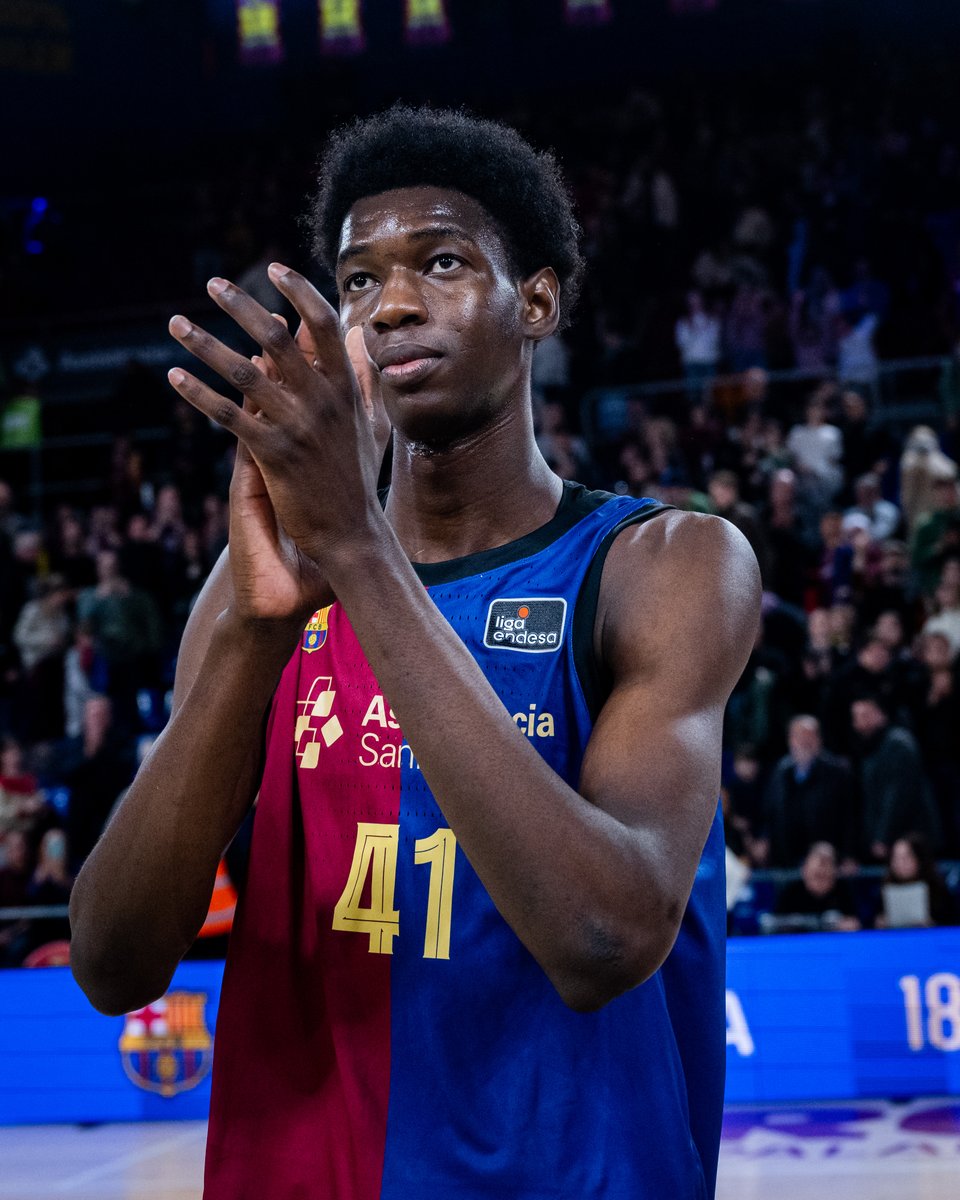 FCBbasket's tweet image. Debut oficial, primera cistella i victòria ✅

Una tarda per al record, Sayon! Quina manera de celebrar el teu aniversari 🥳🎂