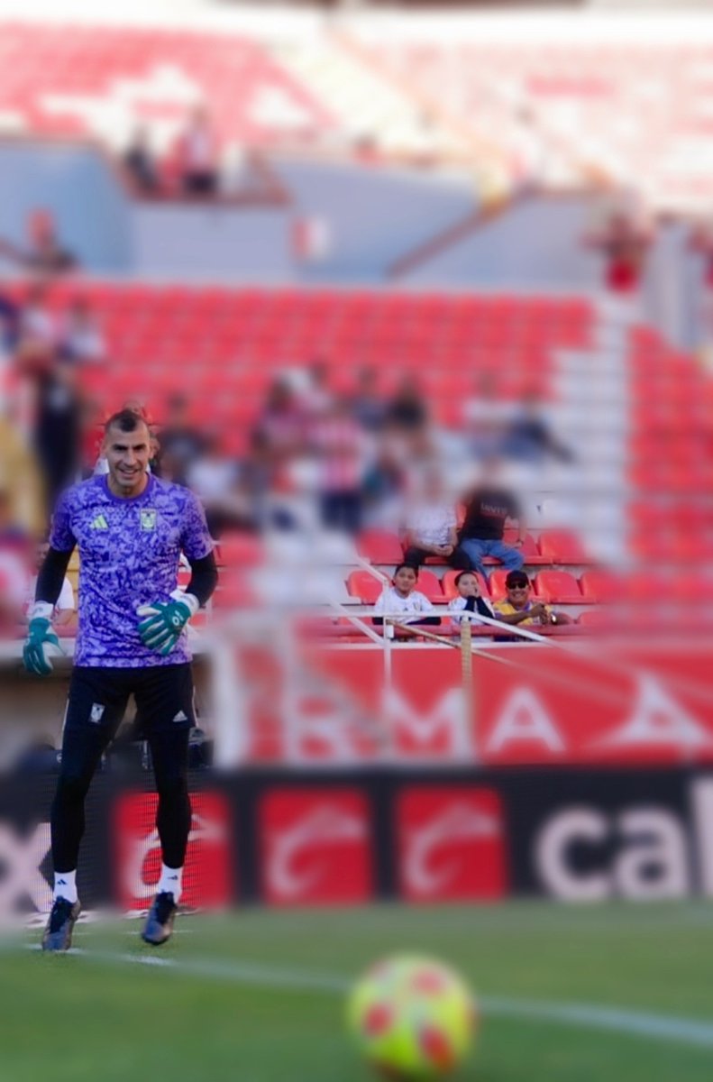 PatonGuzman's tweet image. Chicos, ojalá nos volvamos a encontrar para poder regalarles los guantes. Algunos insensibles nos negaron la posibilidad... perdieron el corazón a la vuelta de la esquina... 
Nos volveremos a ver amiguitos.
Salute Graciosos y Valientes 🤗 Gracias por el cariño