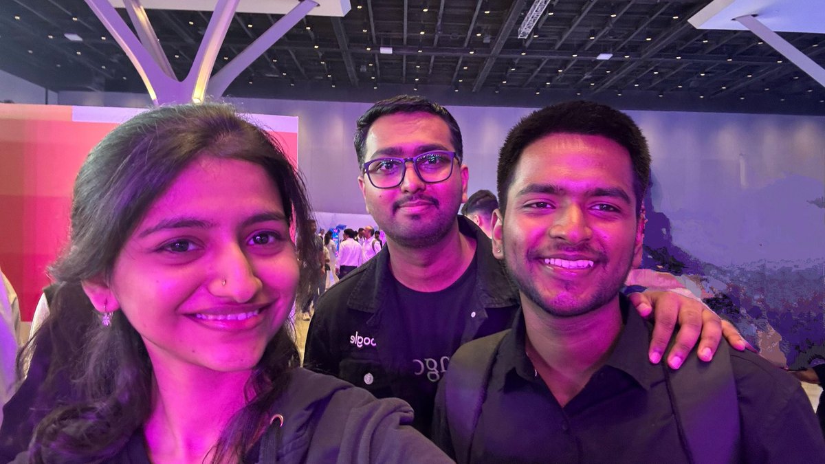 Daintyyy_'s tweet image. Mumbai Tech Week 2025 🚀

Two days of tech, innovation &amp;amp; networking with some of the brightest minds. The energy, ideas &amp;amp; conversations were truly inspiring! Excited for what’s next in Mumbai’s tech scene 🌐✨

#MumbaiTechWeek #AI #TEAM #TechInnovation #Networking