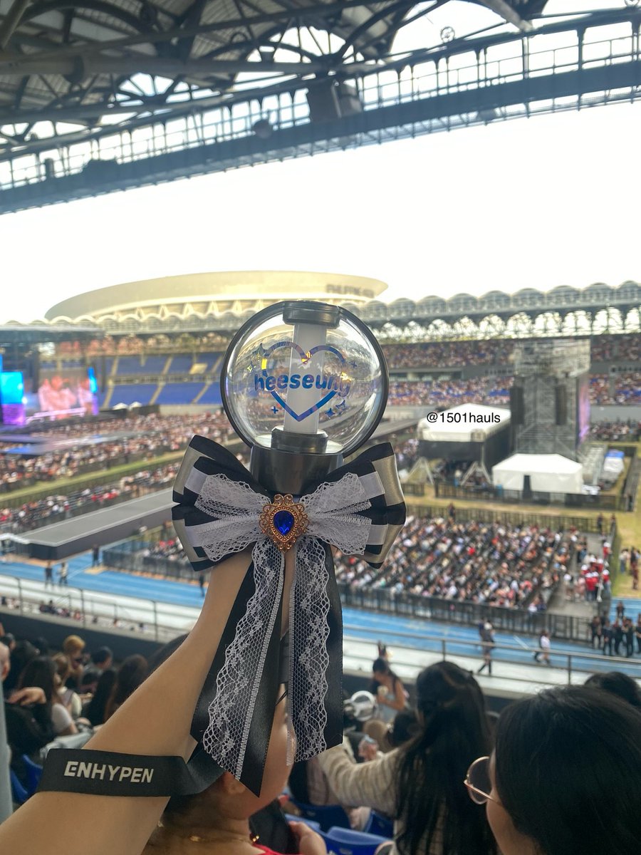 thank you so much for this cozy lightstick ribbon, <a href="/ddeunochiicart/">mx jaë⁷ ౨ৎ</a>. see u again soon ✨