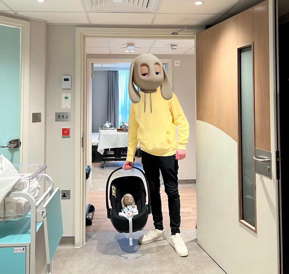 Mellow Yellow tweet media