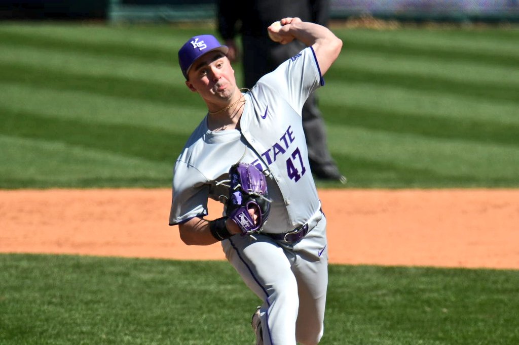 Aaron Fitt (@aaronfitt) on Twitter photo Another Sunday, another clinical dissection of a preseason Top 25 team by <a href="/KStateBSB/">K-State Baseball</a>'s Lincoln Sheffield. A week after smothering TCU for 7 innings, Sheffield's held Nebraska to 1 run over 6 IP with 7 K. Just rocking them to sleep with that excellent slider and changeup. 8-1 KSU. Another Sunday, another clinical dissection of a preseason Top 25 team by <a href="/KStateBSB/">K-State Baseball</a>'s Lincoln Sheffield. A week after smothering TCU for 7 innings, Sheffield's held Nebraska to 1 run over 6 IP with 7 K. Just rocking them to sleep with that excellent slider and changeup. 8-1 KSU.