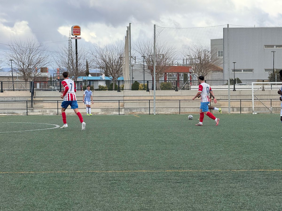 CD Ciudad de Baza 0️⃣ - 7️⃣ Granada CF C

➡️ Derrota frente al Granada CF C en un encuentro en el que el equipo visitante ha dominado el juego y ha sido mejor. Ánimo equipo los próximos partidos serán claves en la salvación y unidos lo lograremos 💪🏻

#JuntosSomosUno 🔴⚪️