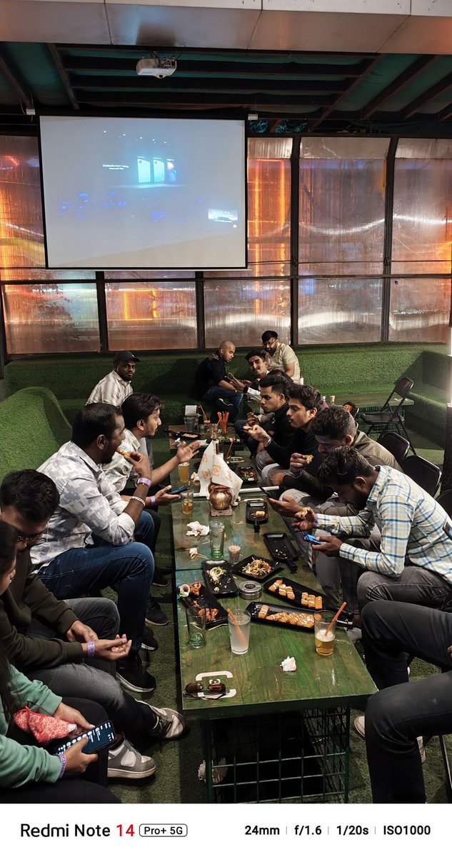 saurabhkad77976's tweet image. Had an amazing time at the Xiaomi launch event in FC Social, Pune! 🔥 Exciting reveals, great vibes, and the Ultra experience like never before! 🚀 #Xiaomi15Ultra #Xiaomi15Series #MifanIndia #Xiaomi #XiaomiIndia #RedmiIndia #MiFCPune