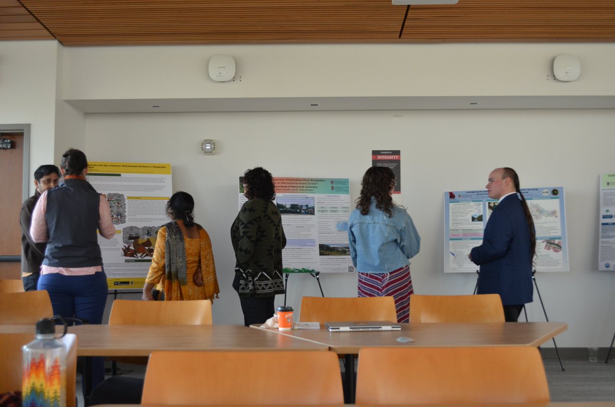 At #SIC2025, we were excited to showcase four amazing poster presentations from our talented ICON students. Thank you to our poster presenters for sharing their impactful research!✨
#UGACICR #UGAICON #UGAICSO #SIC2025