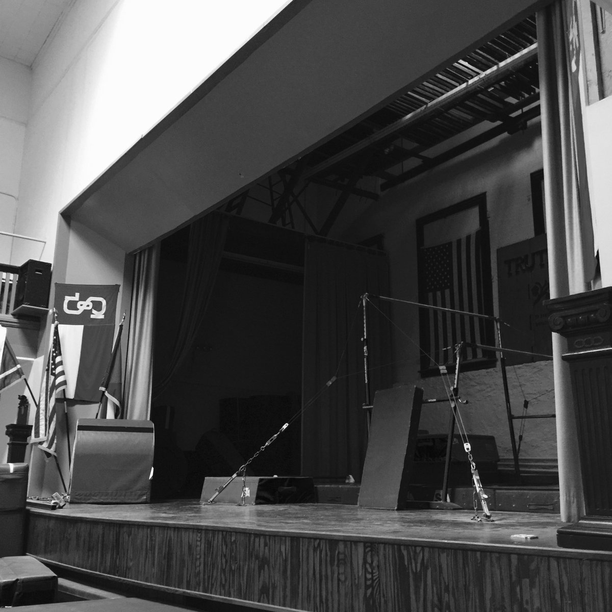 chrissteinplays's tweet photo. The Gymnasium, East 71st. Still looks the same. This is where my friends from Brooklyn and my nameless band opened for the Velvet Underground in 1967 https://t.co/F5wEuVgR4R